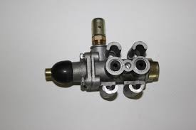 Клапан включ делит КамАЗ 15-1772040