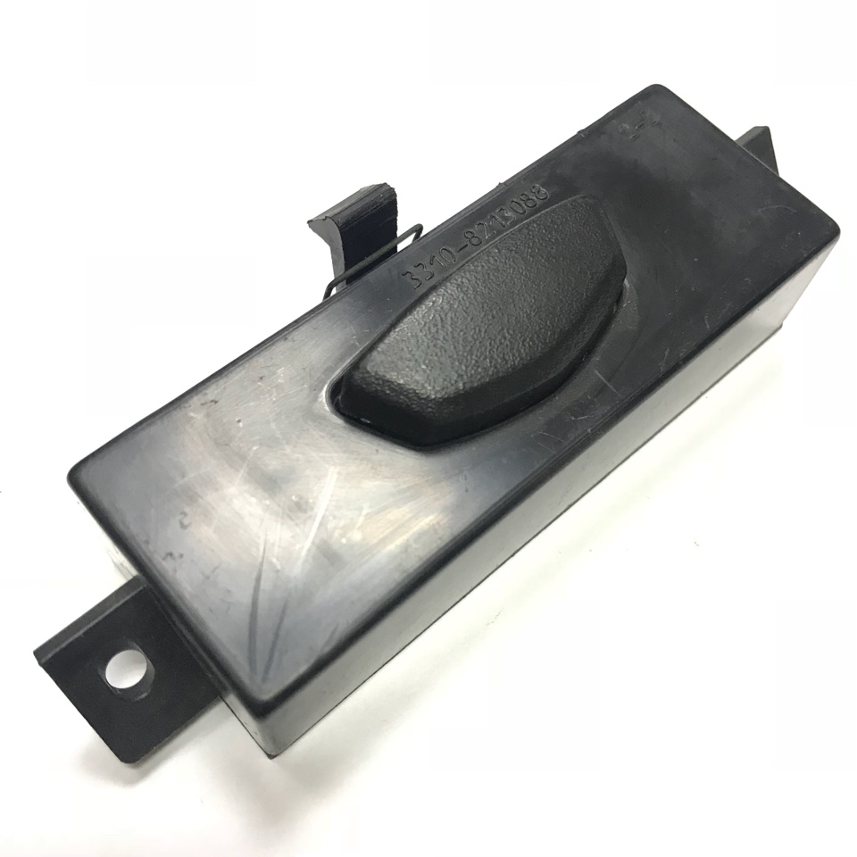 Защелка бардачка н/о в сб. ГАЗель 3310-8213080 "ГАЗ"