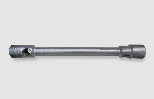 Ключ балонный 30*32 L-470 "КЗСМИ"