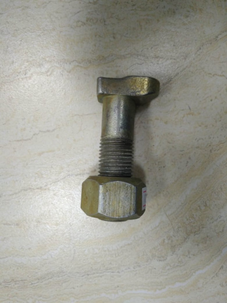 Болт с гайкой колеса МАЗ 5335-3104008 "Б-во"