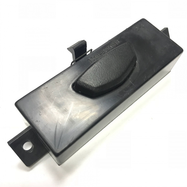 Защелка бардачка н/о в сб. ГАЗель 3310-8213080 "ГАЗ"