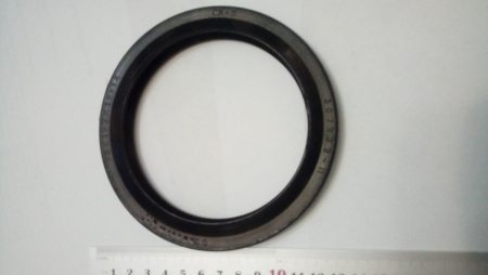 98-127 сальник зад.ступ.Бычок "Чайковский"