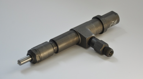 Форсунка ЯМЗ 204.1112010-50.21 ан. 267.1112010-02 (7511,236НЕ2,БЕ2)"АЗПИ"