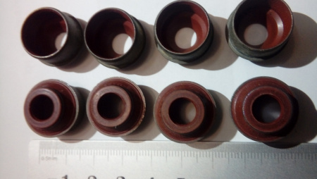 Сальник клапана ГАЗ-53 (к-т 8шт) 24-1007036